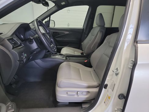 Used 2022 Honda Passport EX-L image 12
