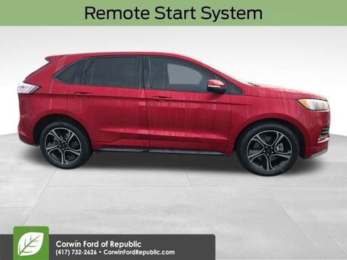 Used 2020 Ford Edge ST image 4