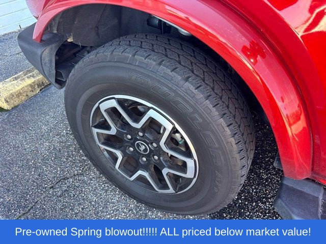Used 2024 Ford Bronco Outer Banks AWD/4WD image 3