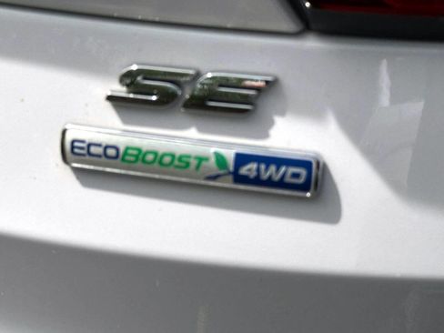 Used 2019 Ford Escape SE AWD/4WD image 8