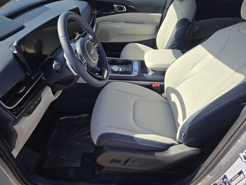 New 2026 Kia Carnival SX Prestige image 6