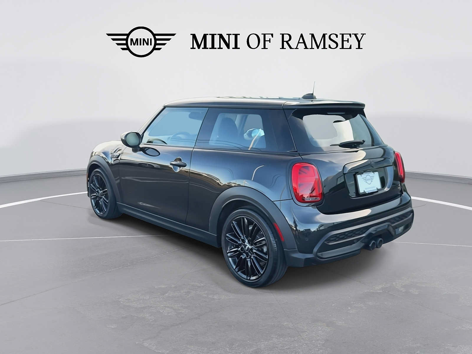 Used 2024 MINI Cooper S FWD image 6