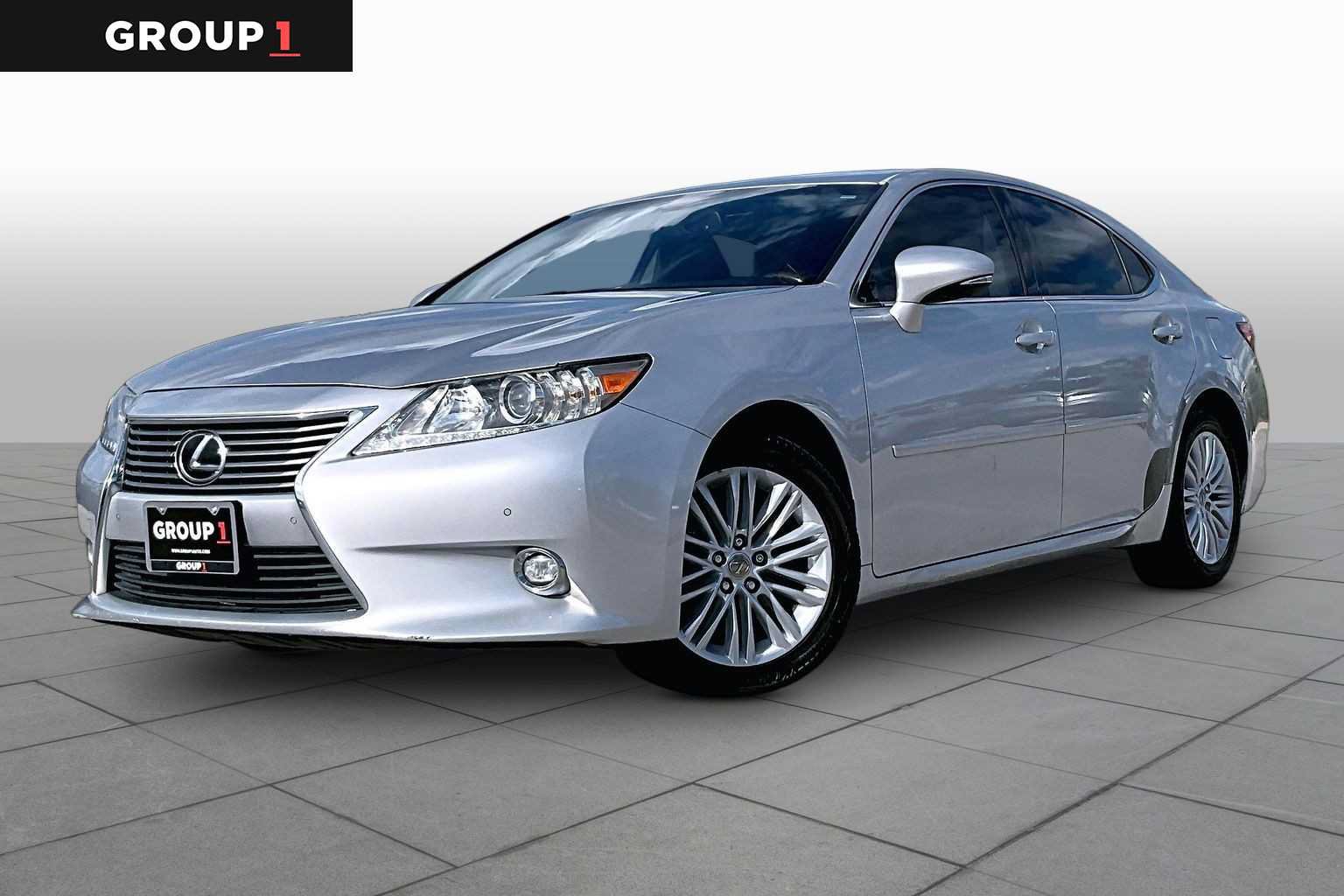 Used 2014 Lexus ES 350 w/ Luxury Package FWD image 1