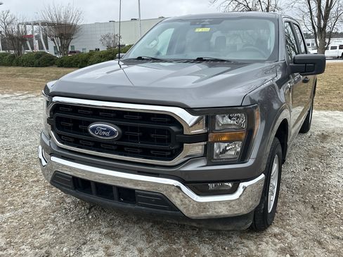 Used 2023 Ford F150 XLT image 1