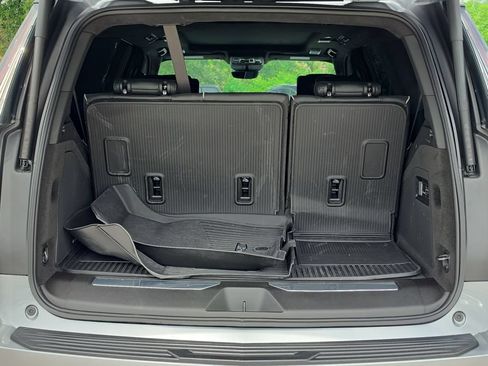Used 2025 Cadillac Escalade Sport Platinum w/ LPO, ONYX Package RWD image 9