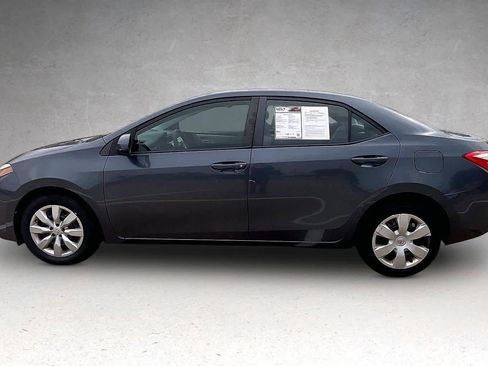 Used 2014 Toyota Corolla LE FWD image 3