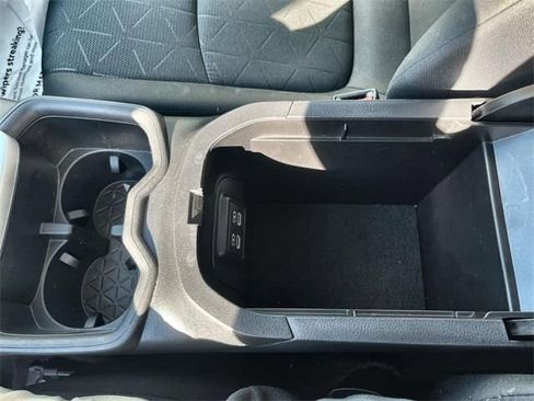 Used 2023 Toyota RAV4 AWD Hybrid image 29