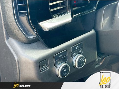 Used 2023 GMC Sierra 1500 Elevation AWD/4WD image 13