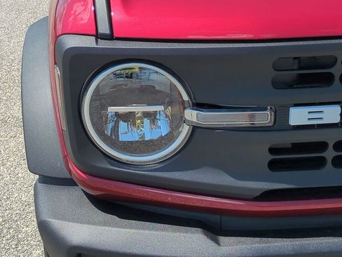 New 2025 Ford Bronco 4-Door image 10