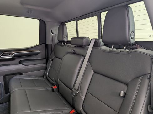 Used 2024 GMC Sierra 1500 Elevation w/ Elevation Premium Package image 21