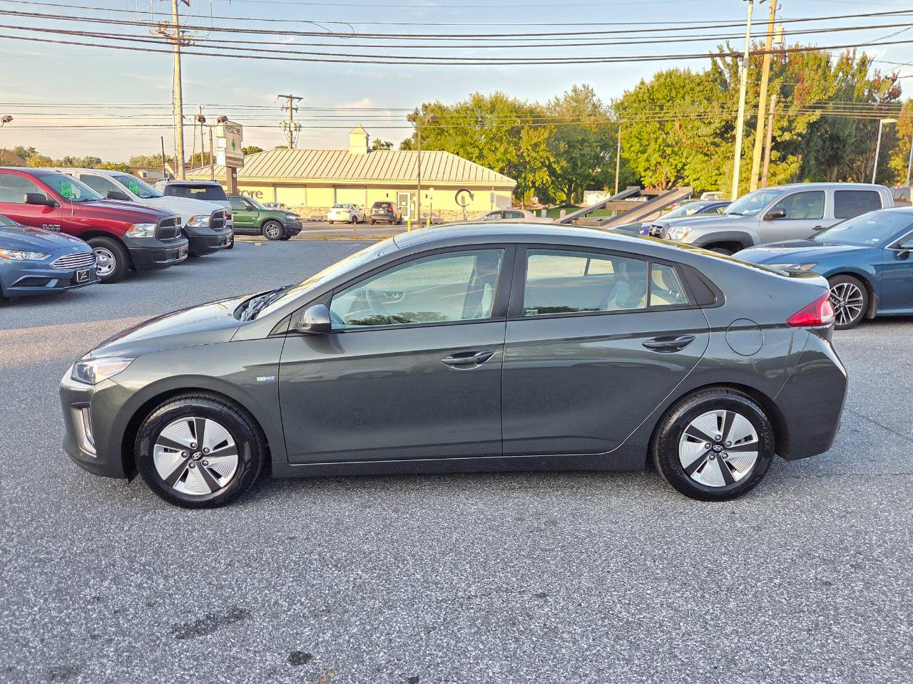 Used 2020 Hyundai Ioniq Blue FWD image 7