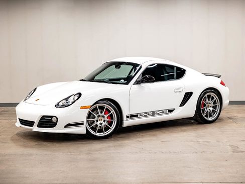 Used 2012 Porsche Cayman R image 28