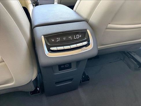 Certified 2025 Cadillac XT6 Premium Luxury w/ Technology Package FWD image 25