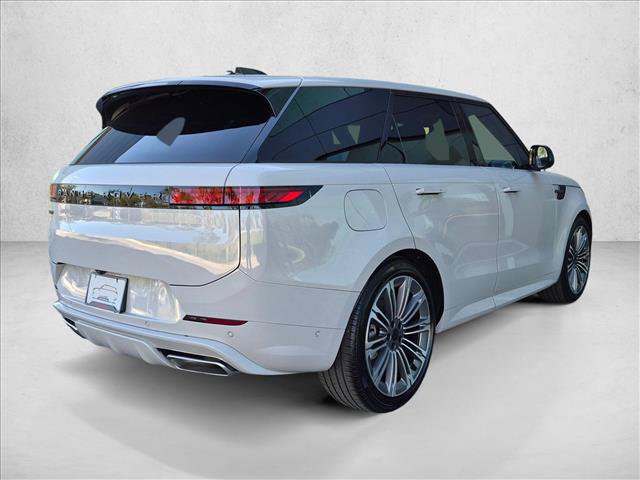 New 2027 Land Rover Range Rover Sport Dynamic SE AWD/4WD image 2