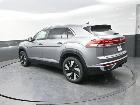 New 2026 Volkswagen Atlas Cross Sport SEL image 8