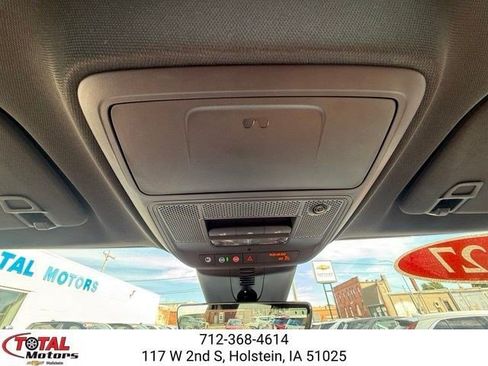 New 2027 Chevrolet Traverse Z71 w/ Driver Confidence Package AWD/4WD image 28