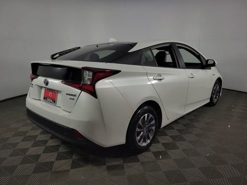 Used 2022 Toyota Prius XLE image 14