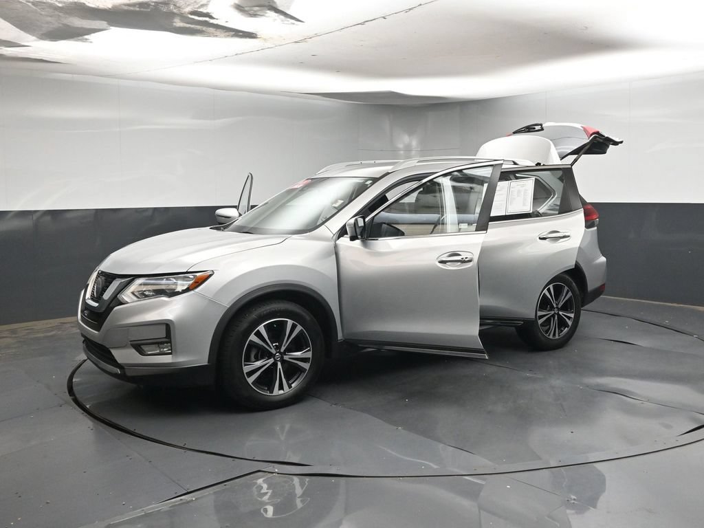 Used 2018 Nissan Rogue SL FWD image 47