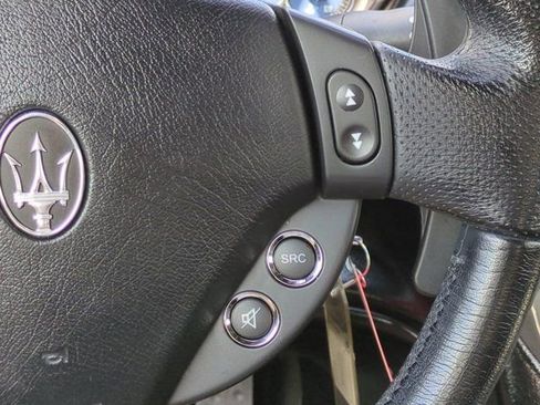 Used 2015 Maserati GranTurismo Sport image 21