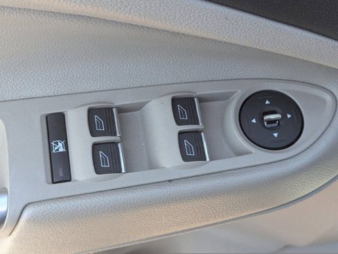 Used 2014 Ford C-MAX Energi SEL w/ Equipment Group 302A FWD image 25