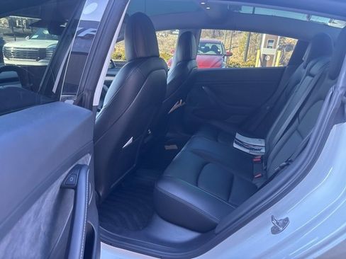 Used 2021 Tesla Model 3 Standard Range Plus image 6