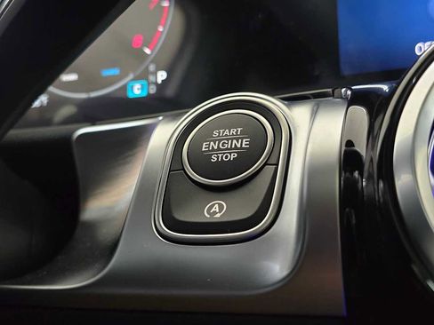 New 2026 Mercedes-Benz GLB 250 4MATIC image 34