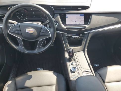 Certified 2024 Cadillac XT5 Sportv w/ LPO, Floor Liner Package AWD/4WD image 28