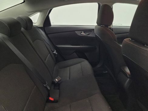 Used 2019 Kia Forte LXS FWD image 19