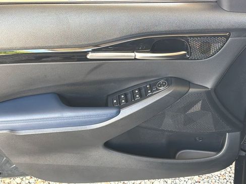 Used 2025 Kia Seltos S FWD image 3