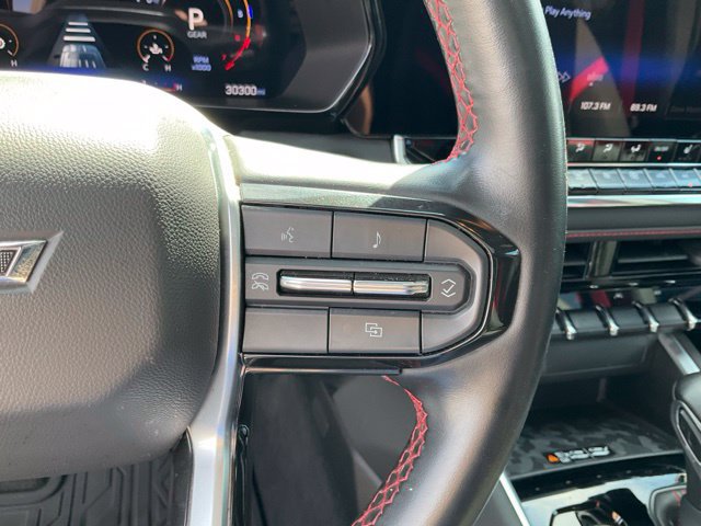 Used 2024 Chevrolet Colorado Z71 w/ Z71 Convenience Package 2 AWD/4WD image 12