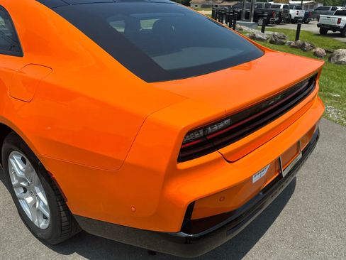 New 2025 Dodge Charger Daytona R/T w/ Quick Order Package 25M R/T AWD/4WD image 6