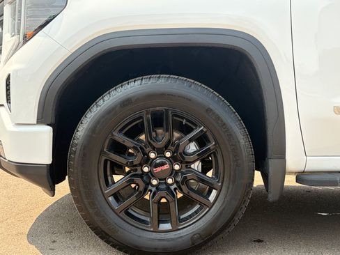 Used 2025 GMC Sierra 1500 Elevation AWD/4WD image 10