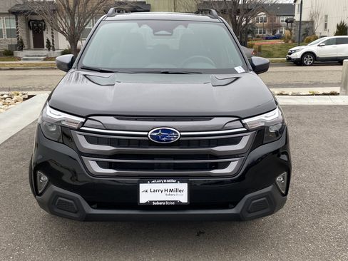 New 2026 Subaru Forester Premium image 9