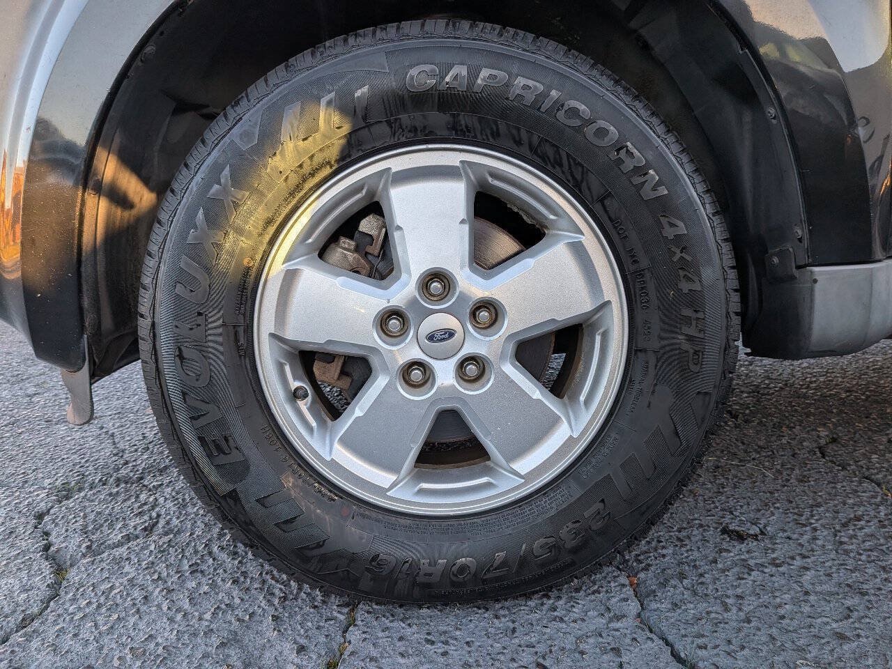 Used 2011 Ford Escape XLT w/ 202A Rapid Spec Order Code FWD image 24