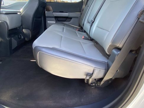 Used 2021 Ford F150 Lariat w/ Equipment Group 501A Mid image 14