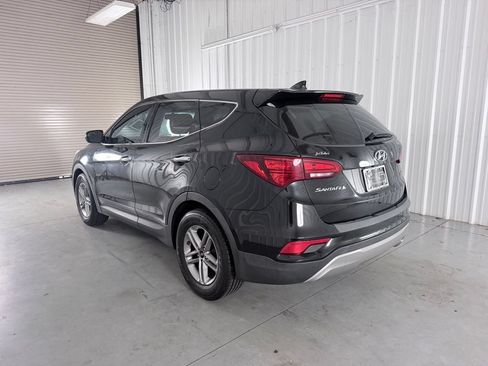 Used 2017 Hyundai Santa Fe Sport FWD image 7