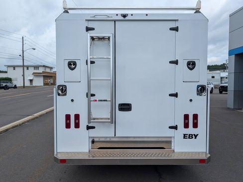 New 2025 Chevrolet Express 3500 w/ Power Convenience Package image 15