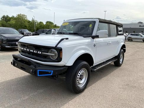 Used 2021 Ford Bronco Outer Banks AWD/4WD image 8