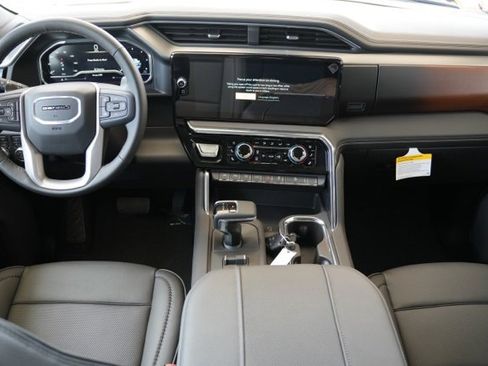 New 2025 GMC Sierra 1500 Denali w/ Technology Package image 2