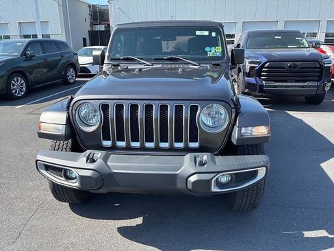 Used 2018 Jeep Wrangler Unlimited Sahara AWD/4WD image 21