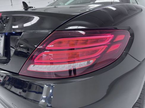 Used 2017 Mercedes-Benz SLC 300 image 13