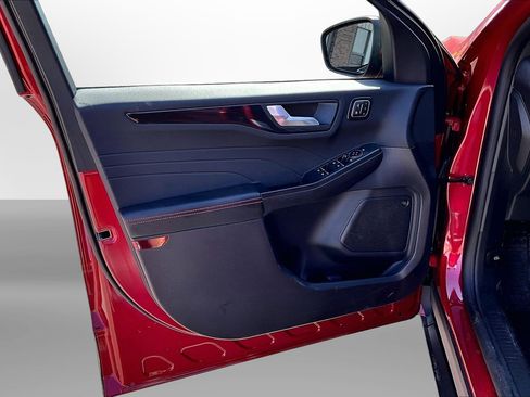 Used 2026 Ford Escape ST-Line Elite w/ Premium Technology Package image 25