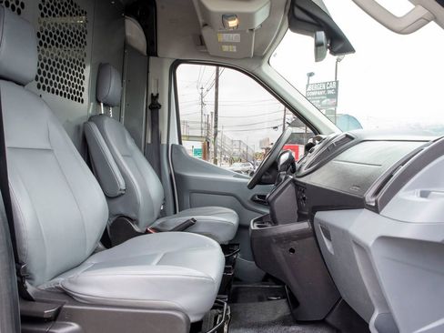 Used 2016 Ford Transit 250 130 Medium Roof image 15