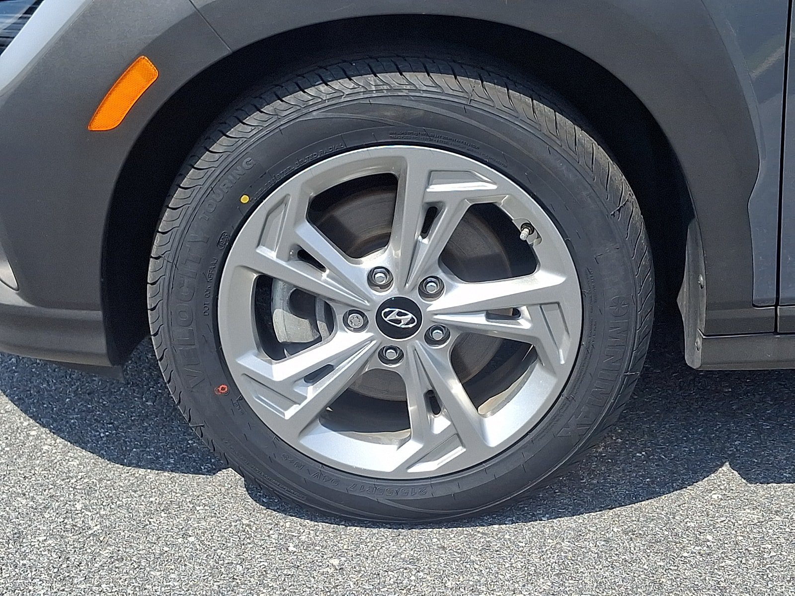 Used 2023 Hyundai Kona SEL w/ Cargo Package AWD/4WD image 9