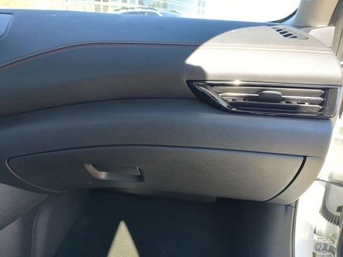 Used 2025 Nissan Sentra SR FWD image 30