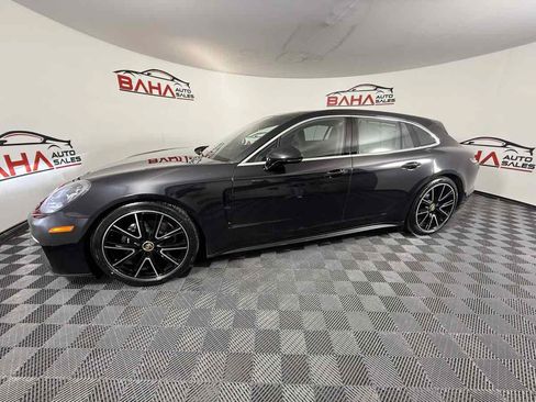 Used 2022 Porsche Panamera 4 w/ Premium Package AWD/4WD image 6