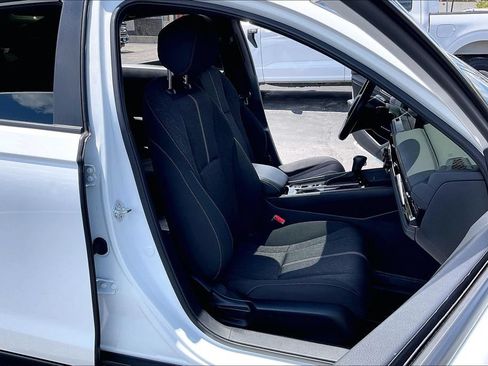 Used 2023 Honda Accord Sport image 6