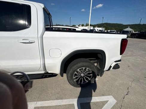 Used 2021 GMC Sierra 1500 AT4 w/ AT4 Premium Package AWD/4WD image 14