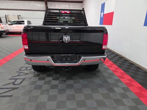 Used 2017 RAM 2500 Tradesman w/ Chrome Appearance Group AWD/4WD image 12