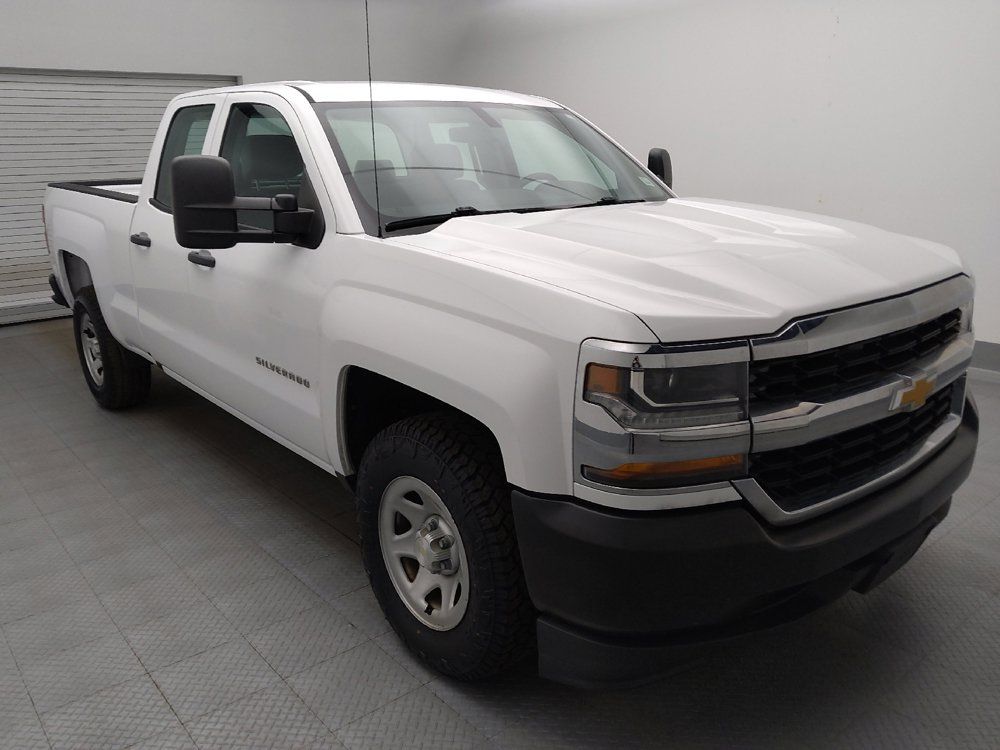Used 2017 Chevrolet Silverado 1500 W/T w/ Trailering Package RWD image 13